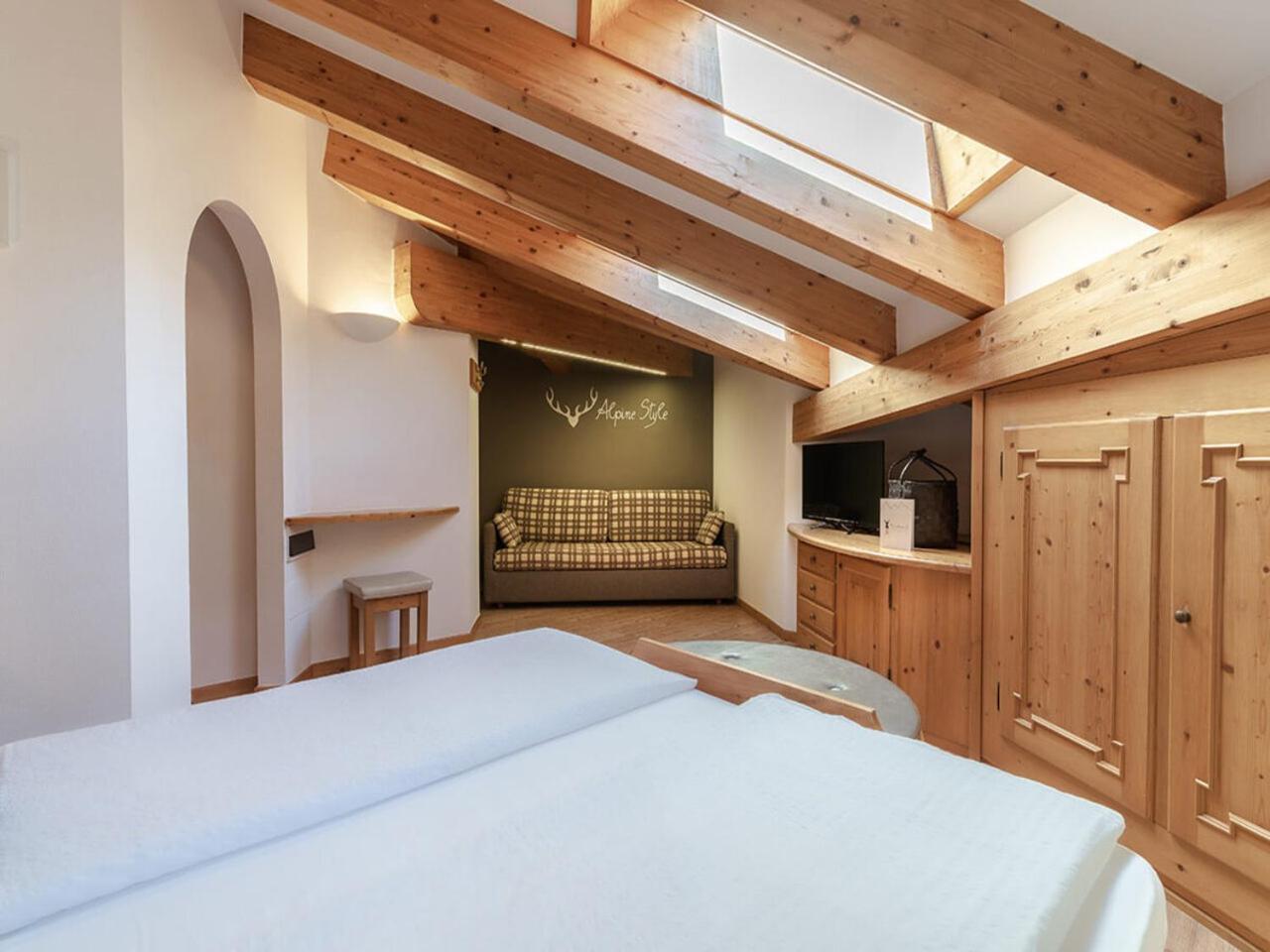 Hotel Madonnina Resort And Wellness سوراغا المظهر الخارجي الصورة