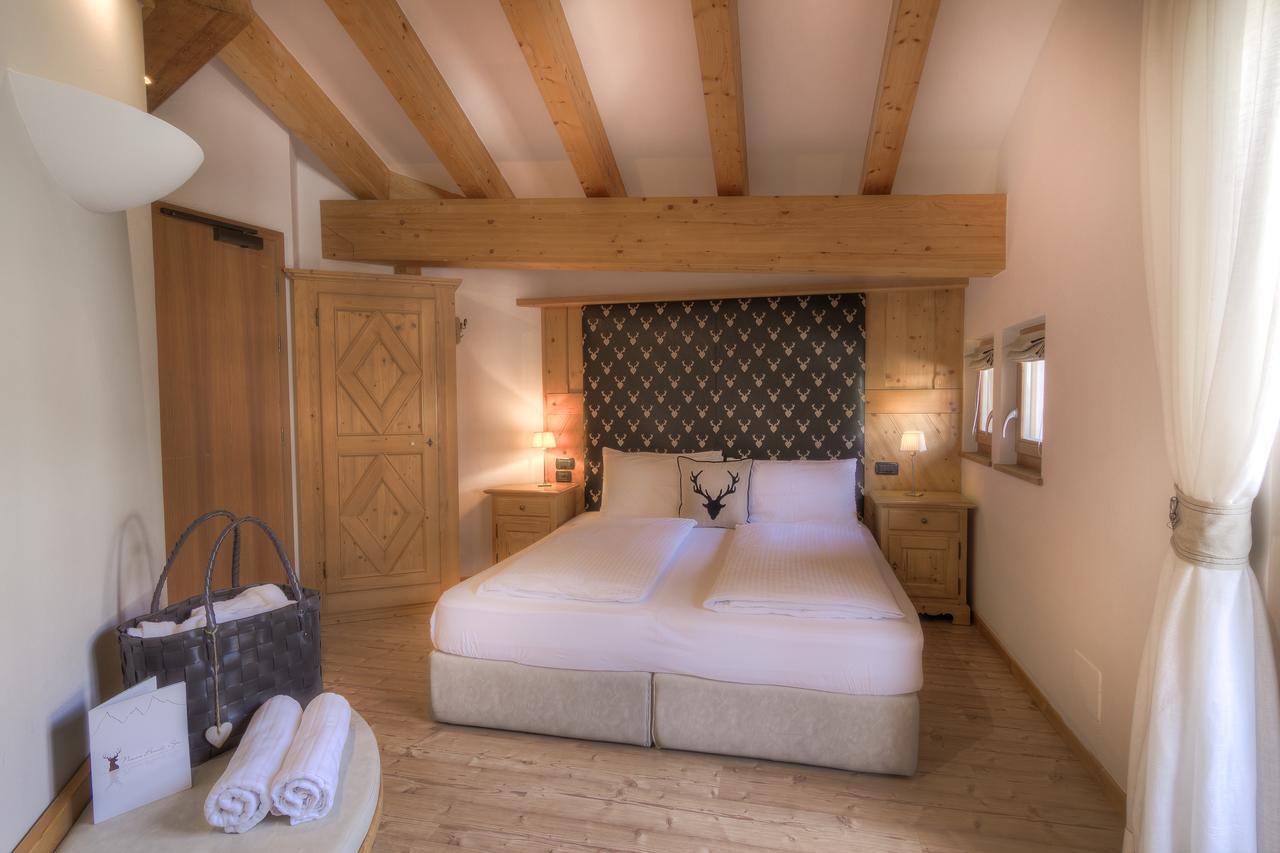 Hotel Madonnina Resort And Wellness سوراغا المظهر الخارجي الصورة