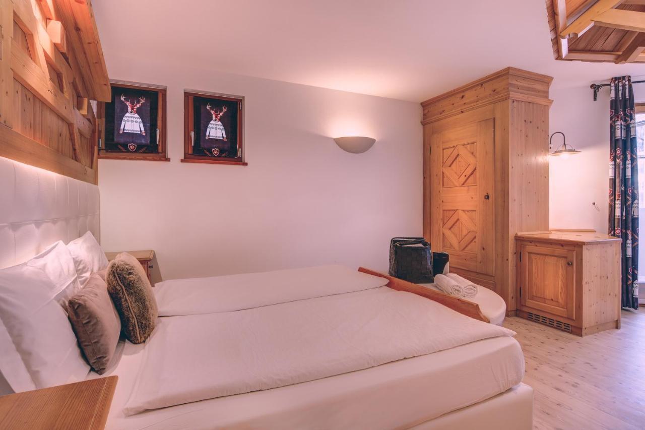 Hotel Madonnina Resort And Wellness سوراغا المظهر الخارجي الصورة